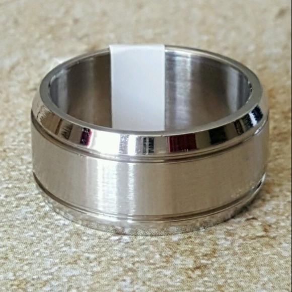Silver Stainless Steel Band Ring Size 11 - Picture 3 of 3
